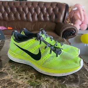 Men's Nike Flyknit One 554887-705 Yellow Volt Running Shoes Sneakers 2012 Sz 11